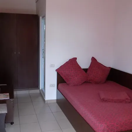 Vila Andros Pensionat *