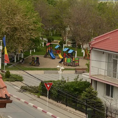 Vila Andros * Năvodari